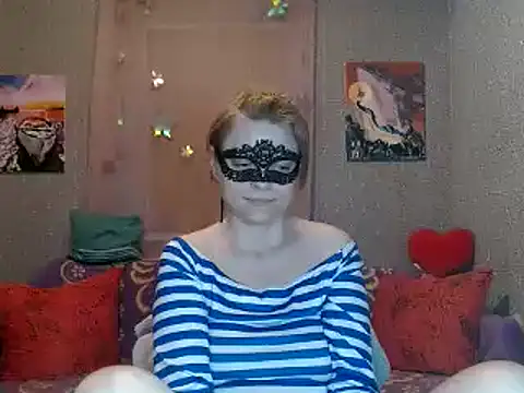 Miss Nona online show from April 18, 3:58 pm