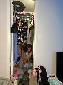 cupcakemia online show from September 28, 4:34 pm