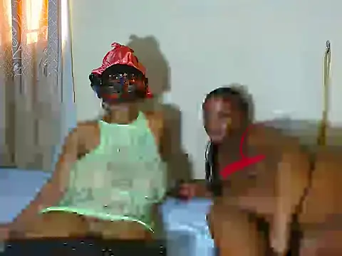 Snapshot of xebonyqueeenxxx chatting on September 10, 2:06 pm xebonyqueeenxxx online show from September 10, 2:06 pm
