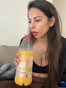 Teparolaverga1990 online show from April 5, 11:42 am