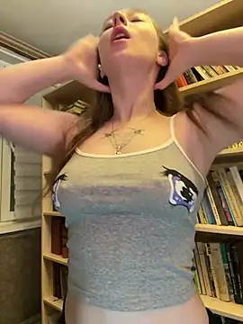 FroggyAnna online show from April 7, 6:43 pm