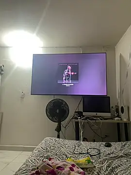 skullvalu online show from March 23, 4:18 am