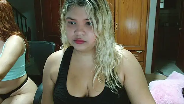 mia moons1 online show from November 8, 11:54 pm