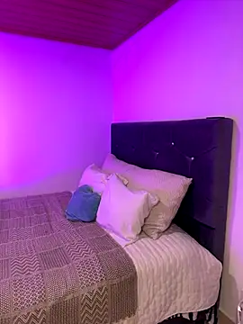 Vicky Saidi online show from September 24, 2:38 pm