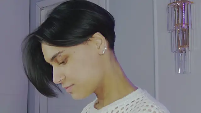 VioletAsh online show from September 29, 4:39 am