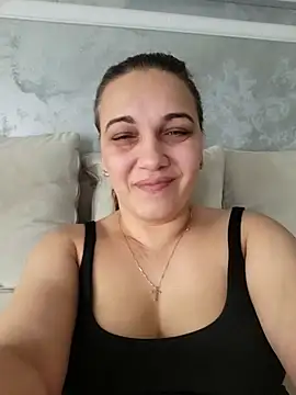 PalomaDesireee online show from December 2, 6:59 am