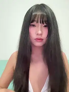 77momomo online show from May 17, 3:22 pm