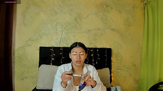 Tiffany Nm online show from April 28, 1:26 pm