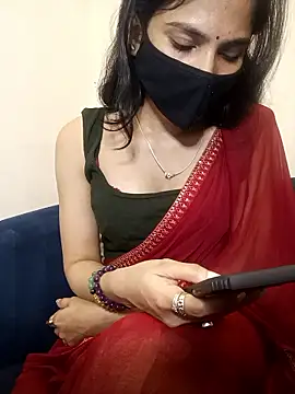 TheSassyGirl7 online show from January 16, 7:10 pm