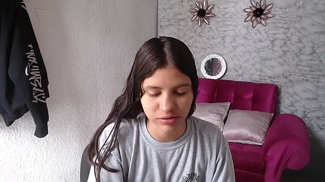 Evagirl69 online show from April 7, 12:18 pm