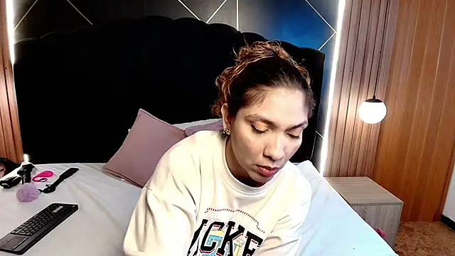 SexyRachel  online show from February 20, 12:18 pm