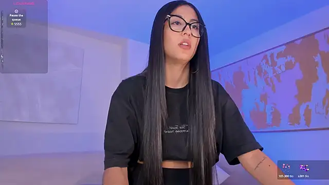 BonnyRose online show from April 25, 7:00 pm