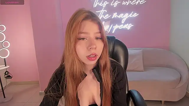 TiffannySins online show from April 9, 6:19 am