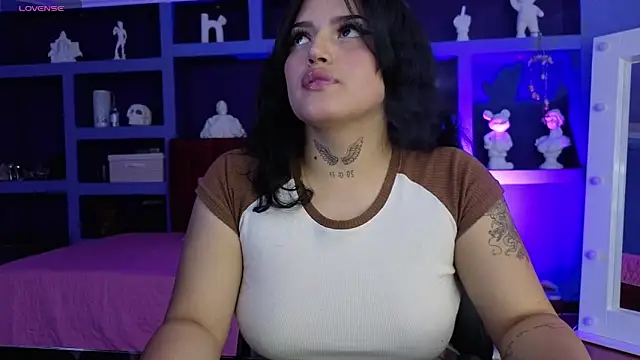 sari belle online show from February 7, 9:18 pm