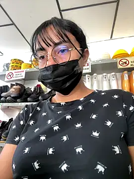 Kyra  Rose online show from November 27, 3:04 pm