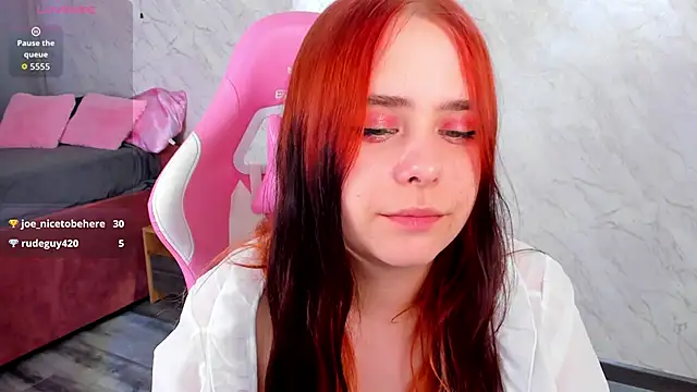 Alis Platt online show from June 5, 1:09 am