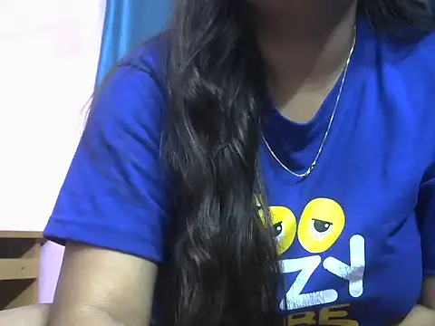 Queenxxx98 online show from February 20, 7:15 pm