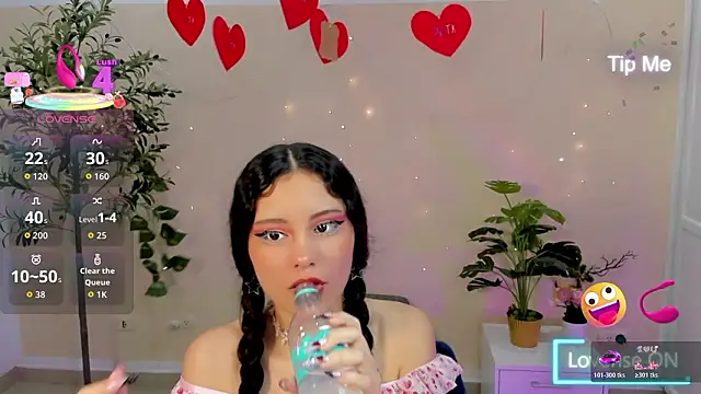 Krysten Riter online show from February 14, 2:52 pm