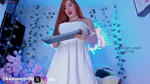 midnight angell online show from January 17, 2:41 am