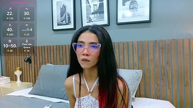 luna roja25 online show from September 12, 2:02 pm