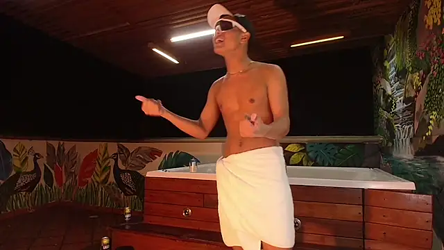 Marcus and Tony online show from April 22, 3:25 am