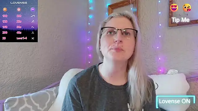 samanthamalichite online show from February 6, 1:47 pm