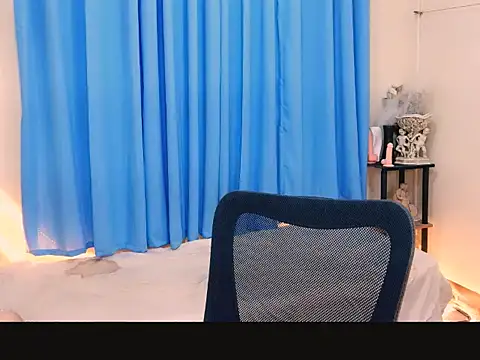 sassymimi69 online show from April 22, 6:16 pm