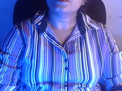 Snapshot of Aanya_Hazel chatting on September 20, 7:34 pm Aanya Hazel online show from September 20, 7:34 pm