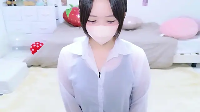 Hinata Sun online show from April 23, 12:01 pm