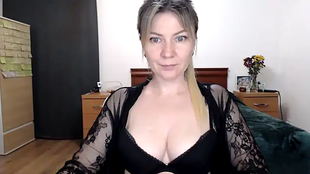 ParadiseAlina online show from November 6, 8:37 pm