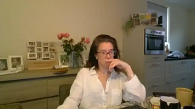 JezebelDutch online show from January 13, 1:26 pm