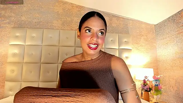 SheyLopez online show from April 23, 3:36 am