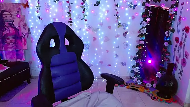 carol 20 online show from April 18, 9:15 pm