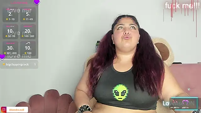 kendra lil evill online show from September 27, 11:56 pm