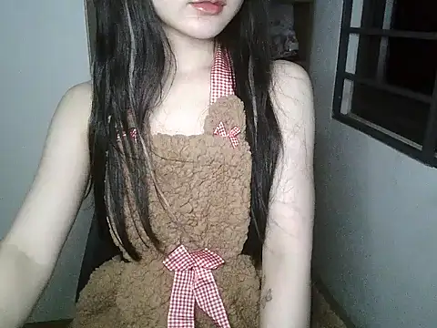 Snapshot of Annabelle-e chatting on October 2, 8:47 pm Annabelle-e online show from October 2, 8:47 pm