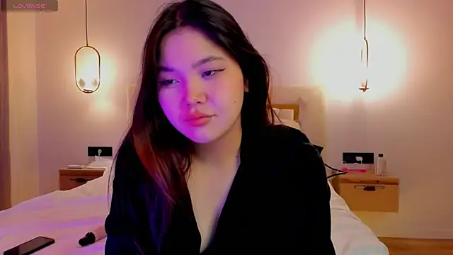 Snapshot of yummmymommy chatting on September 21, 12:59 pm yummmymommy online show from September 21, 12:59 pm