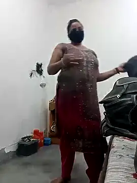 Rakhi sawant143 online show from October 29, 2:38 am