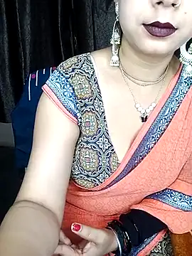 Oh 011 online show from April 29, 5:30 pm