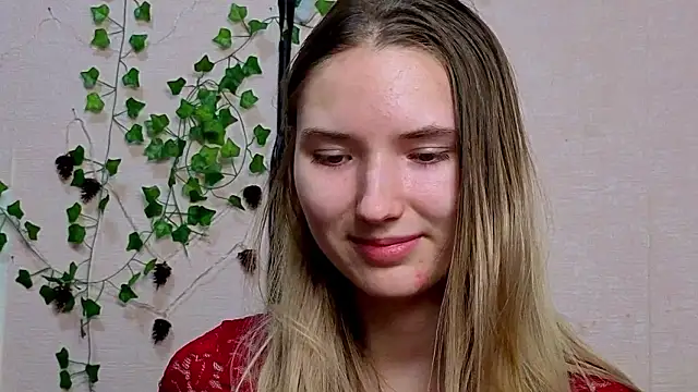  kikiclark   online show from February 20, 8:53 pm