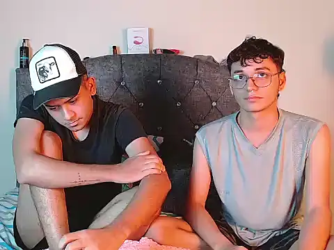 Snapshot of logan_willyams_ chatting on October 2, 3:55 am logan willyams  online show from October 2, 3:55 am