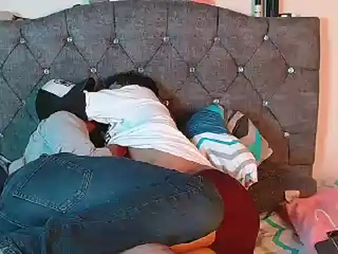 Snapshot of logan_willyams_ chatting on October 8, 11:09 pm logan willyams  online show from October 8, 11:09 pm