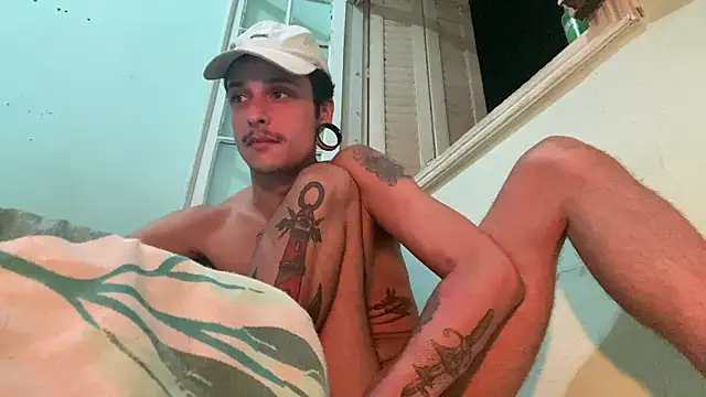 chrisalmeid  online show from February 18, 6:56 am