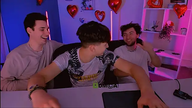 travis wolf  online show from February 27, 10:48 am