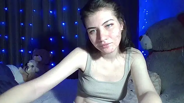 Nancy Luna online show from October 3, 12:05 am