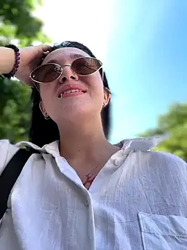 VendiMur online show from November 15, 4:02 am