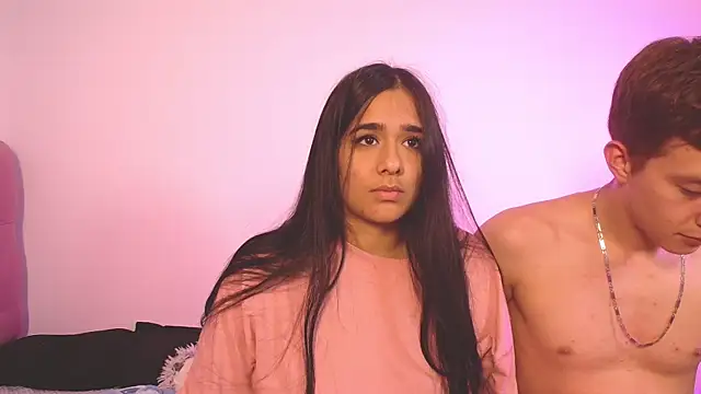 mae nathan  online show from September 25, 5:01 pm