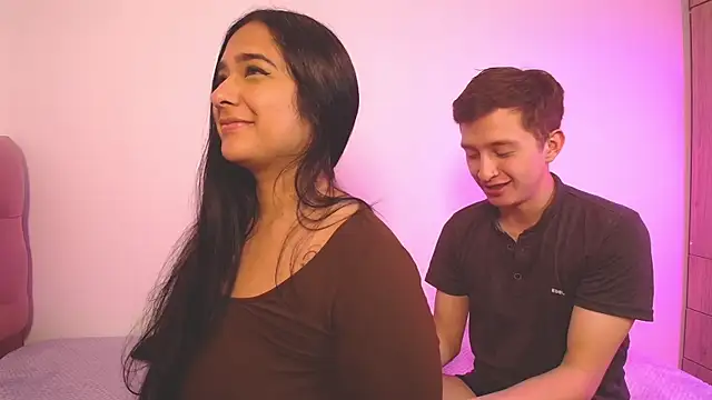 mae nathan  online show from September 19, 1:43 pm