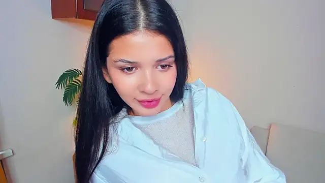 Snapshot of JoCauterucci chatting on October 8, 7:13 am JoCauterucci online show from October 8, 7:13 am