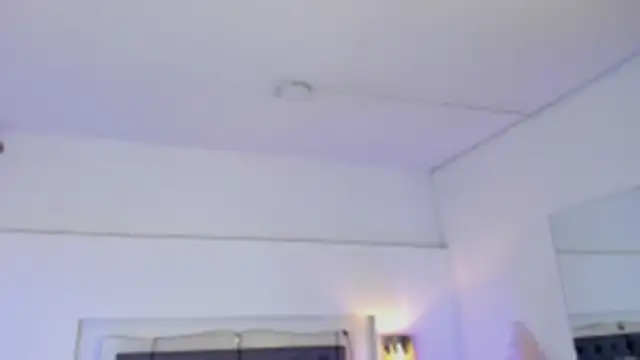 lea walkerr online show from April 21, 1:42 am