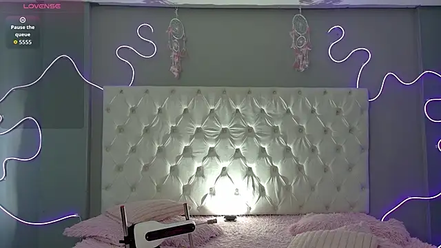 Emma visconti online show from September 14, 12:58 pm